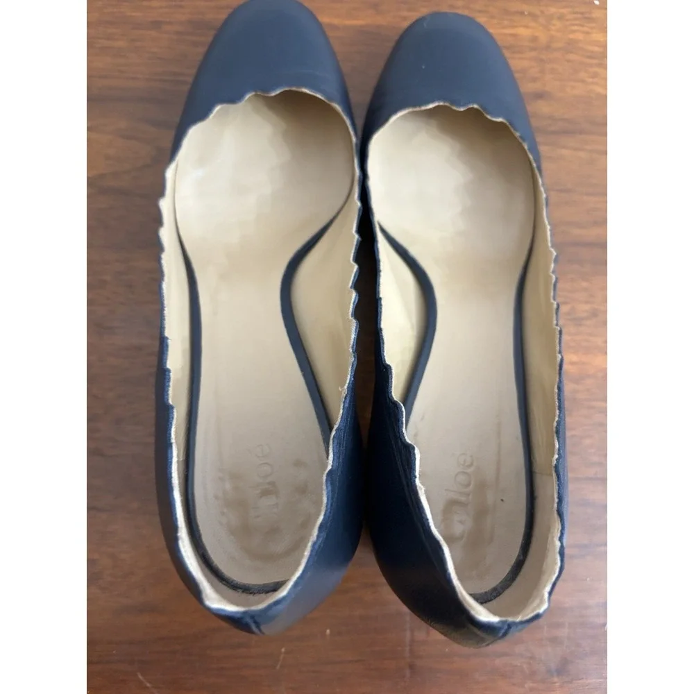 Chloe Women's Lauren Leather Pump Navy Leather Heels Scalloped Italian 38.5 8.5M - Picture 6 of 8